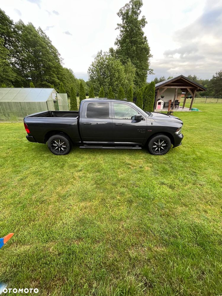 Dodge RAM 5.7 4x4 - 6