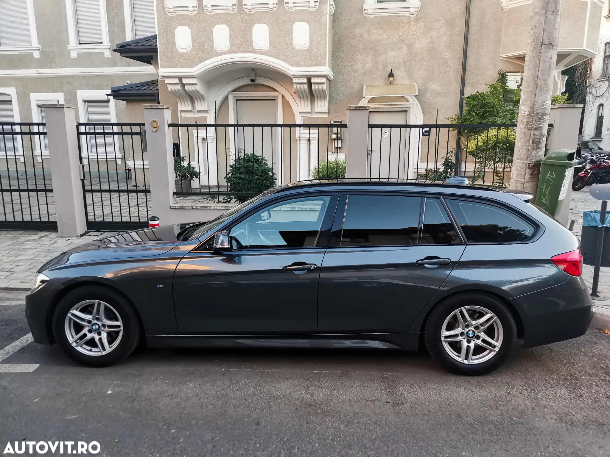 BMW Seria 3 320d Touring Aut. M Sport - 12