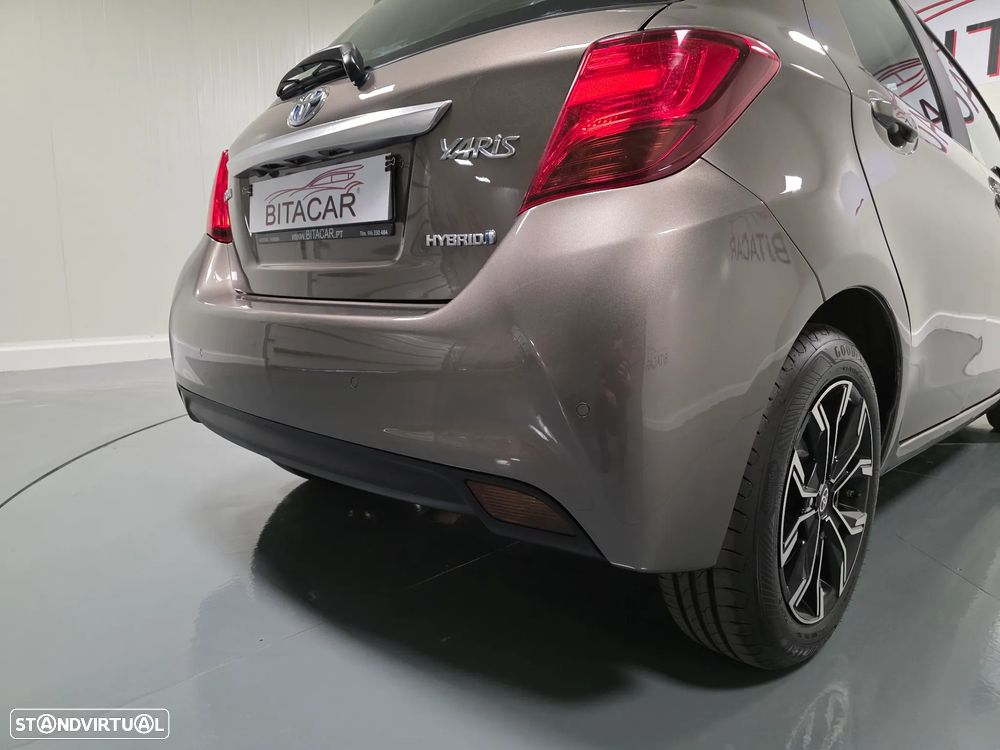 Toyota Yaris 1.5 HSD Comfort+P.Style - 18