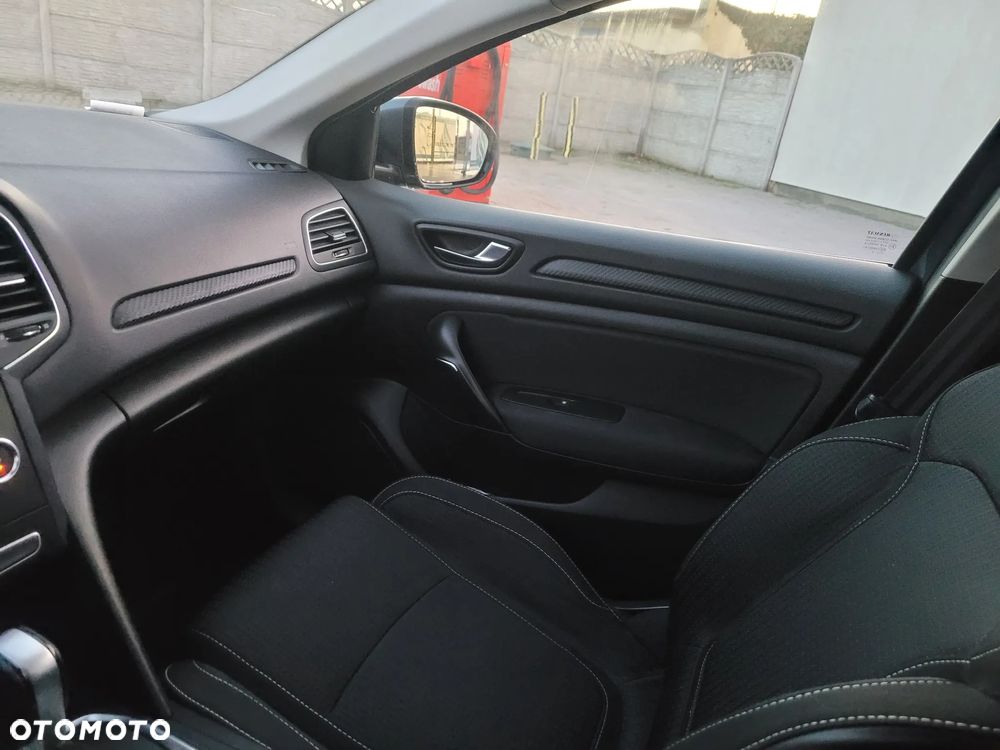 Renault Megane 1.5 Blue dCi Intens EDC - 12