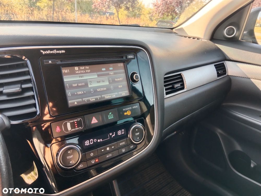 Mitsubishi Outlander 2.0 City Style 2WD - 18