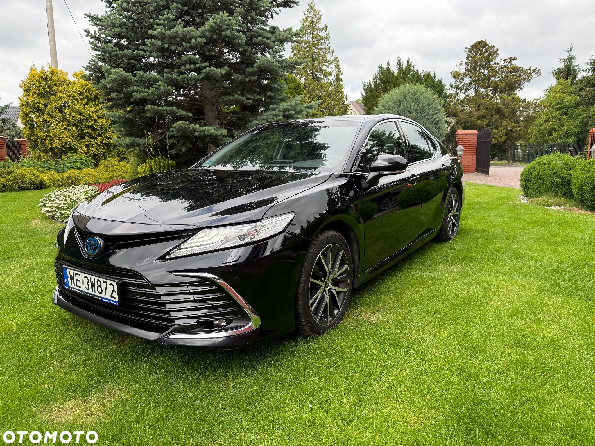 Toyota Camry 2.5 Hybrid Executive CVT - 1