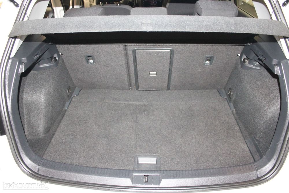 VW e-Golf AC/DC - 33