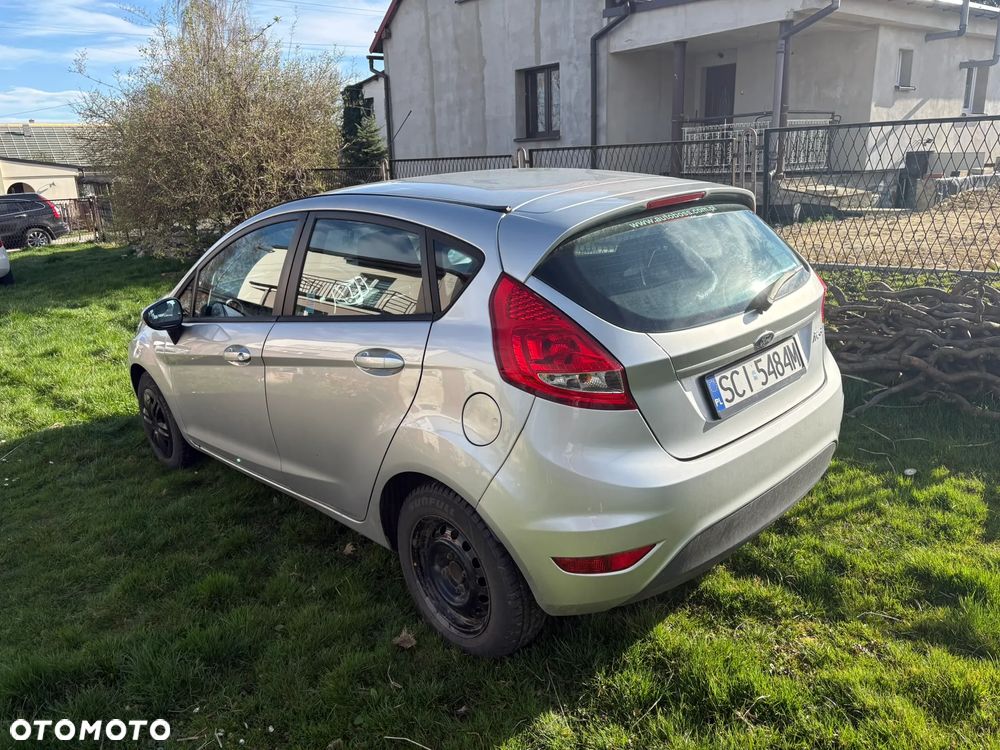 Ford Fiesta 1.25 Trend EU5 - 7