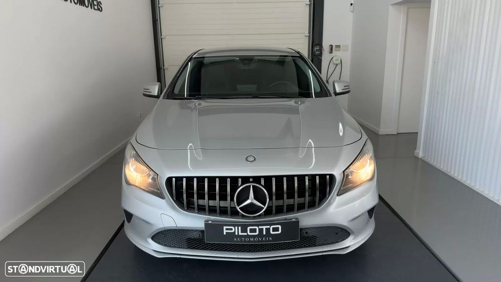 Mercedes-Benz CLA 180 d Shooting Brake Urban - 4