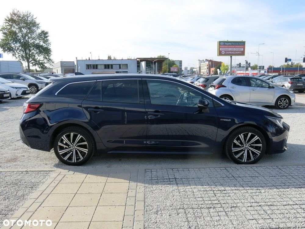 Toyota Corolla 1.8 Hybrid Comfort - 17