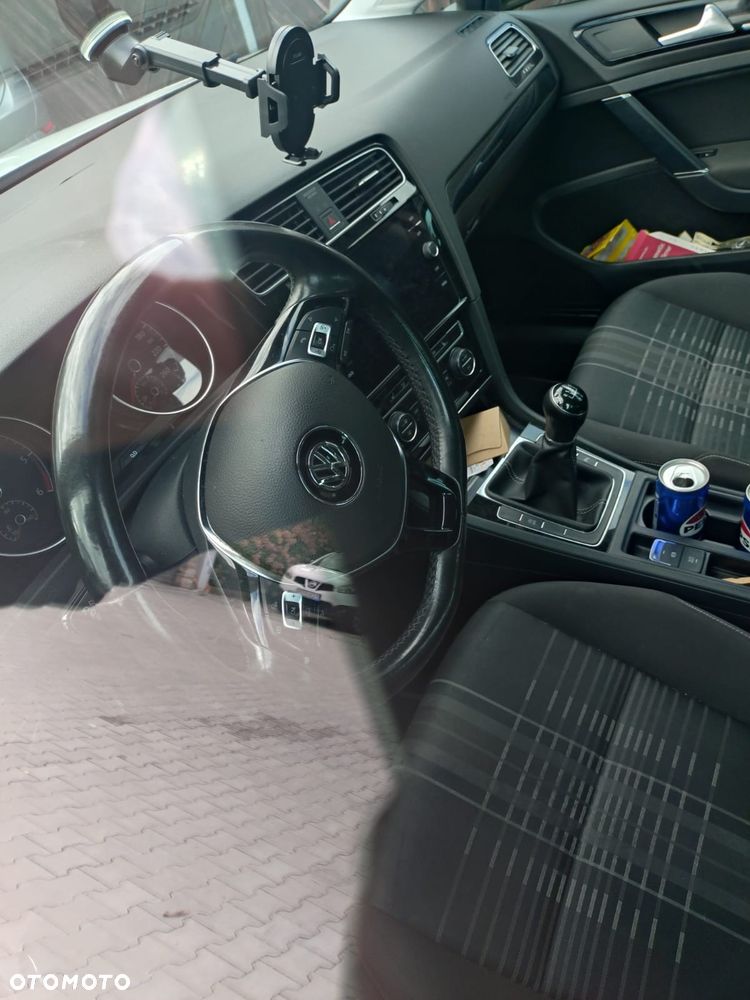 Volkswagen Golf 2.0 BlueTDI Comfortline - 3