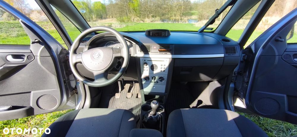 Opel Meriva 1.6 (Essentia) - 10