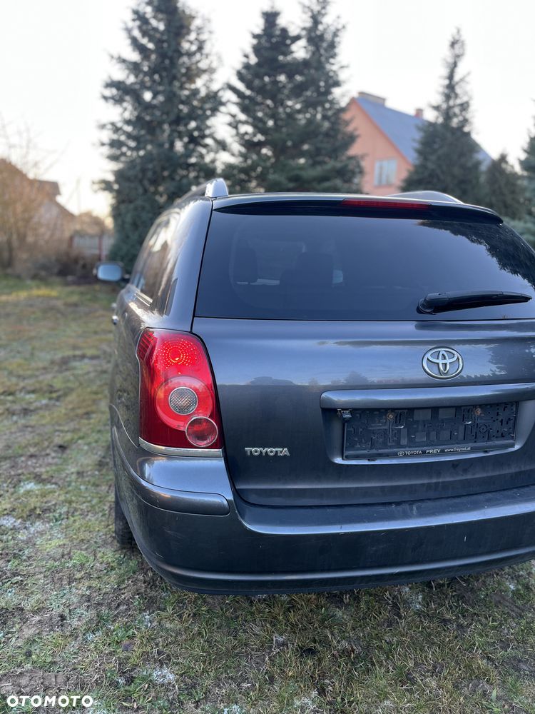 Toyota Avensis 2.2 D-4D Prestige - 6