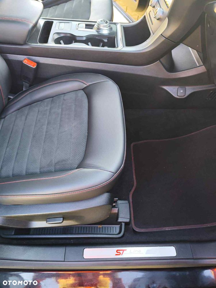 Ford Edge - 15