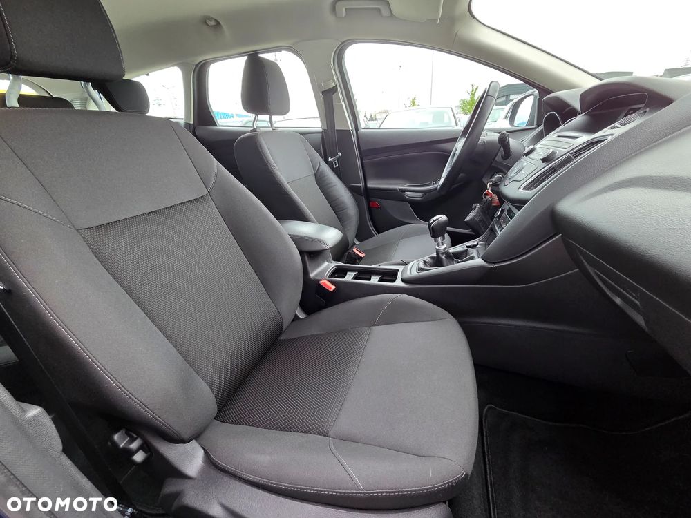 Ford Focus 1.5 EcoBoost Start-Stopp-System Business Edition - 16