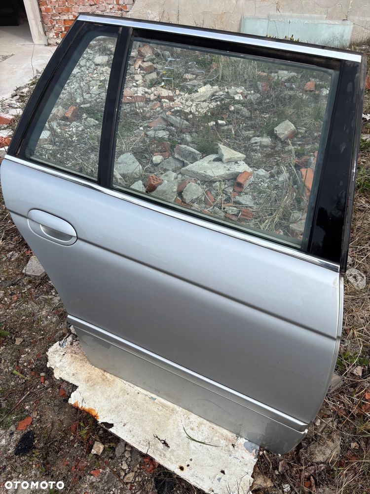 drzwi prawy tyl lewy tył BMW 5 E39 KOMBI - 6
