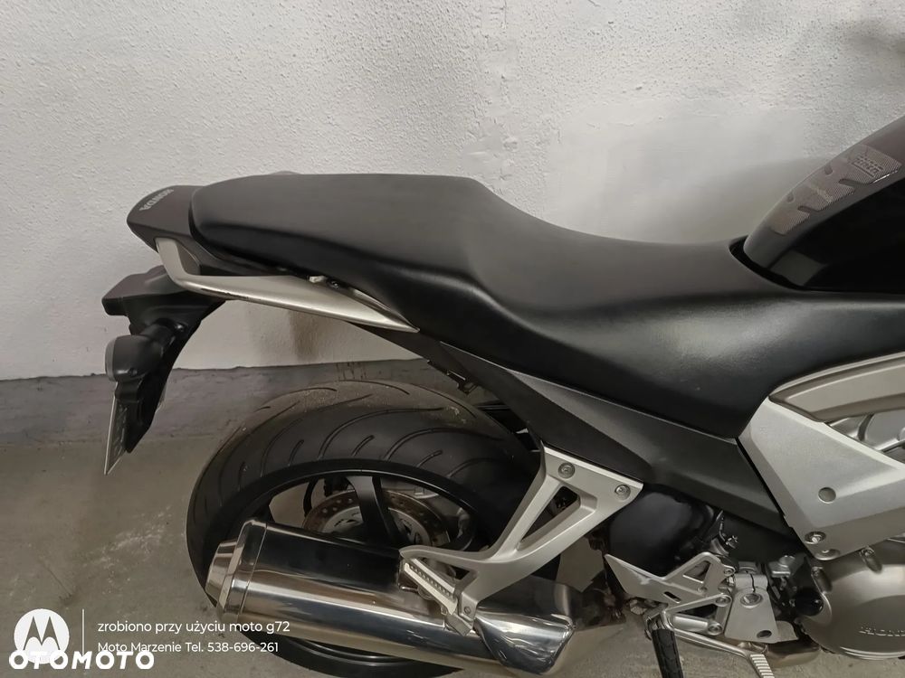 Honda VFR - 9