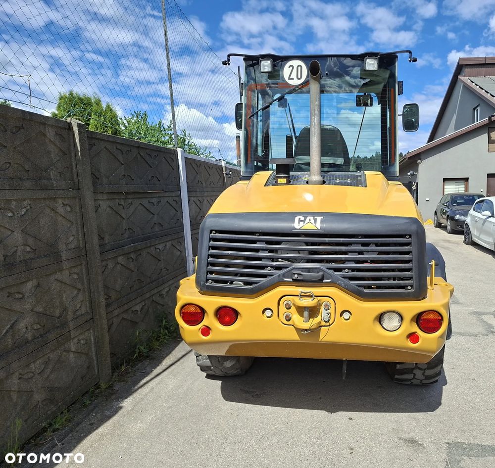 Caterpillar CAT 908 M - 6