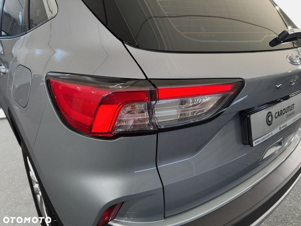 Ford Kuga - 12