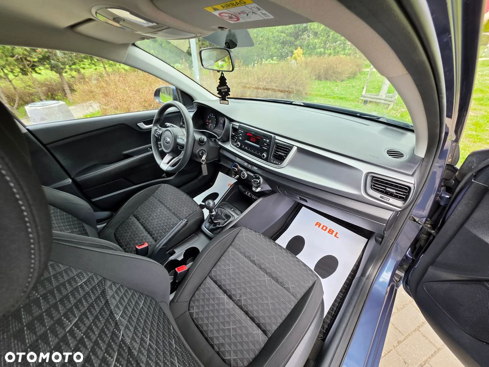 Kia Rio 1.2 Attract - 10