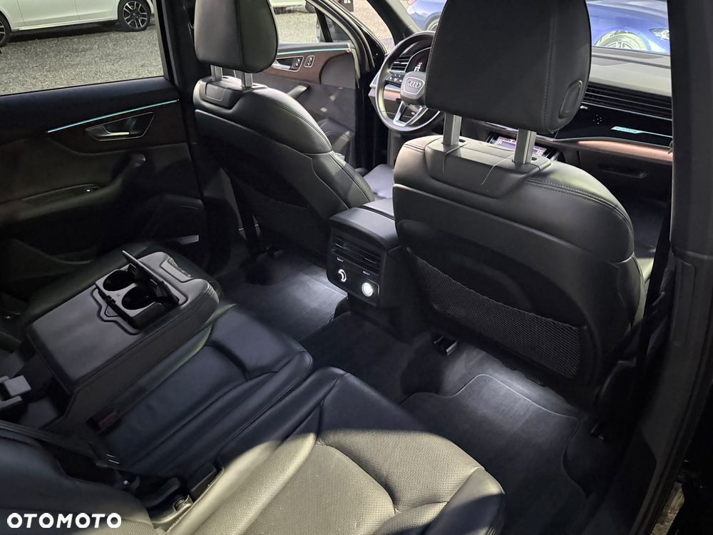 Audi Q7 45 TDI mHEV Quattro S Line Tiptr - 17