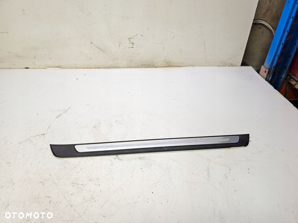 LISTWA PROGOWA PRAWY PRZÓD AUDI A6 C8 4K0853374