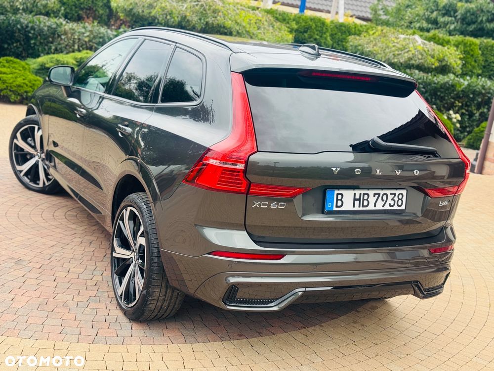Volvo XC 60 B4 D AWD Geartronic RDesign - 22