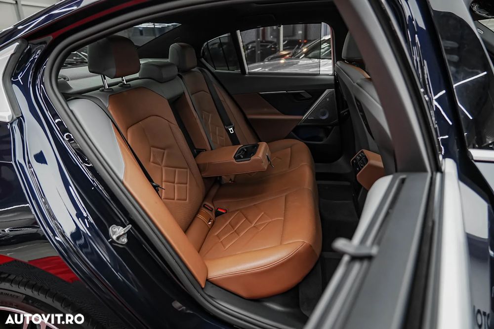 BMW Seria 5 550e xDrive AT PHEV - 10