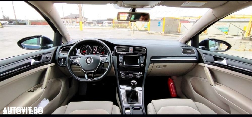 Volkswagen Golf 1.4 TSI BMT Highline - 2