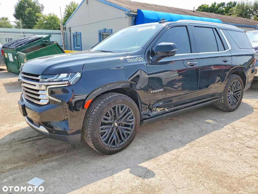 Chevrolet Tahoe - 3