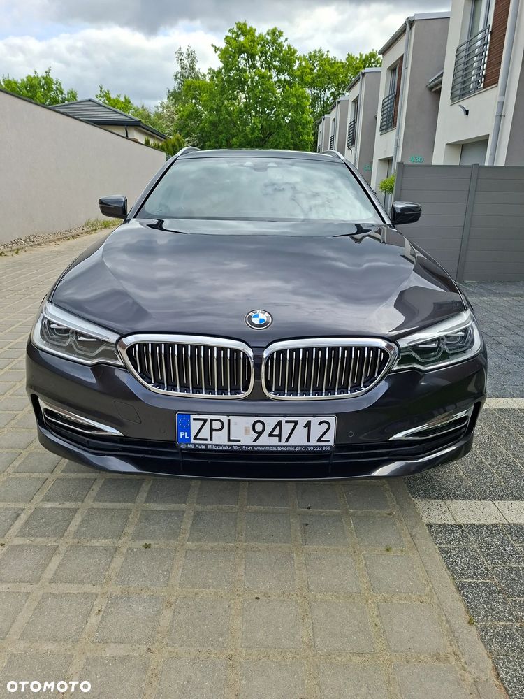 BMW Seria 5 520d Luxury Line sport - 2