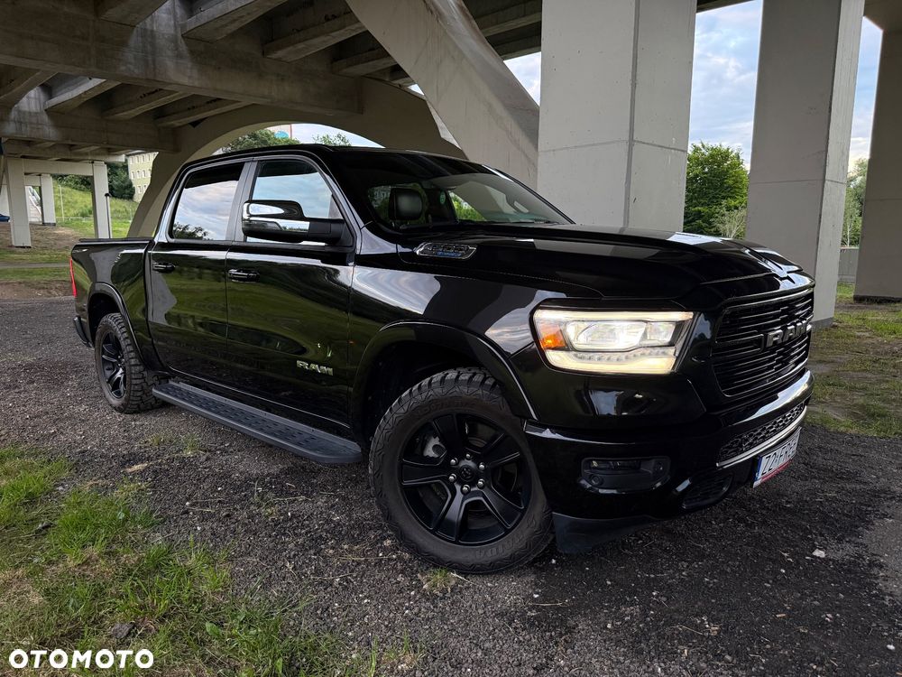 Dodge RAM - 16