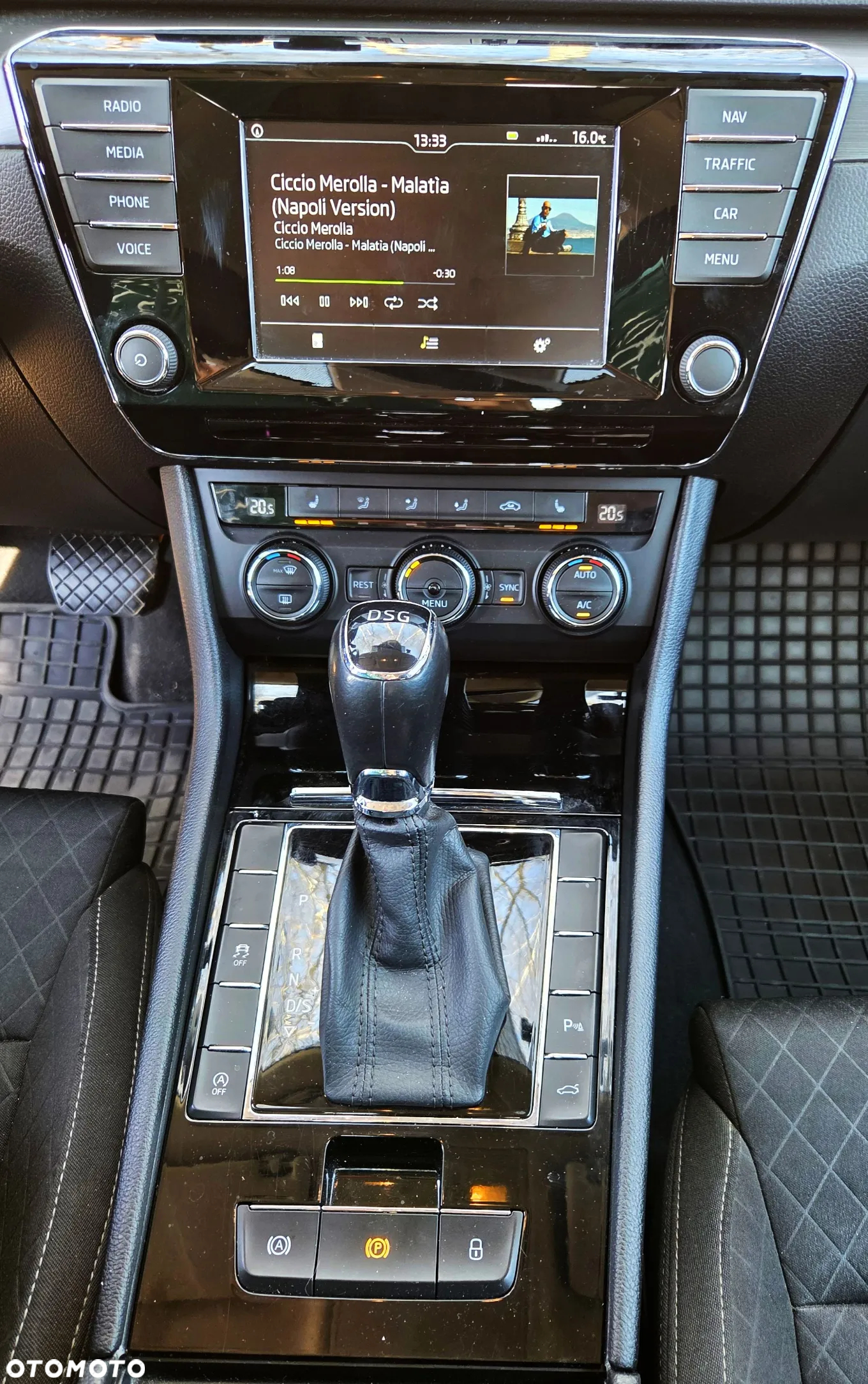 Skoda Superb 2.0 TDI Style DSG - 8
