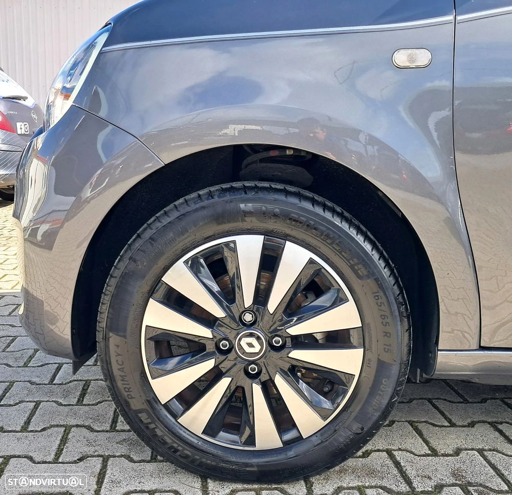 Renault Twingo E-Tech. 22 Urban Night - 22