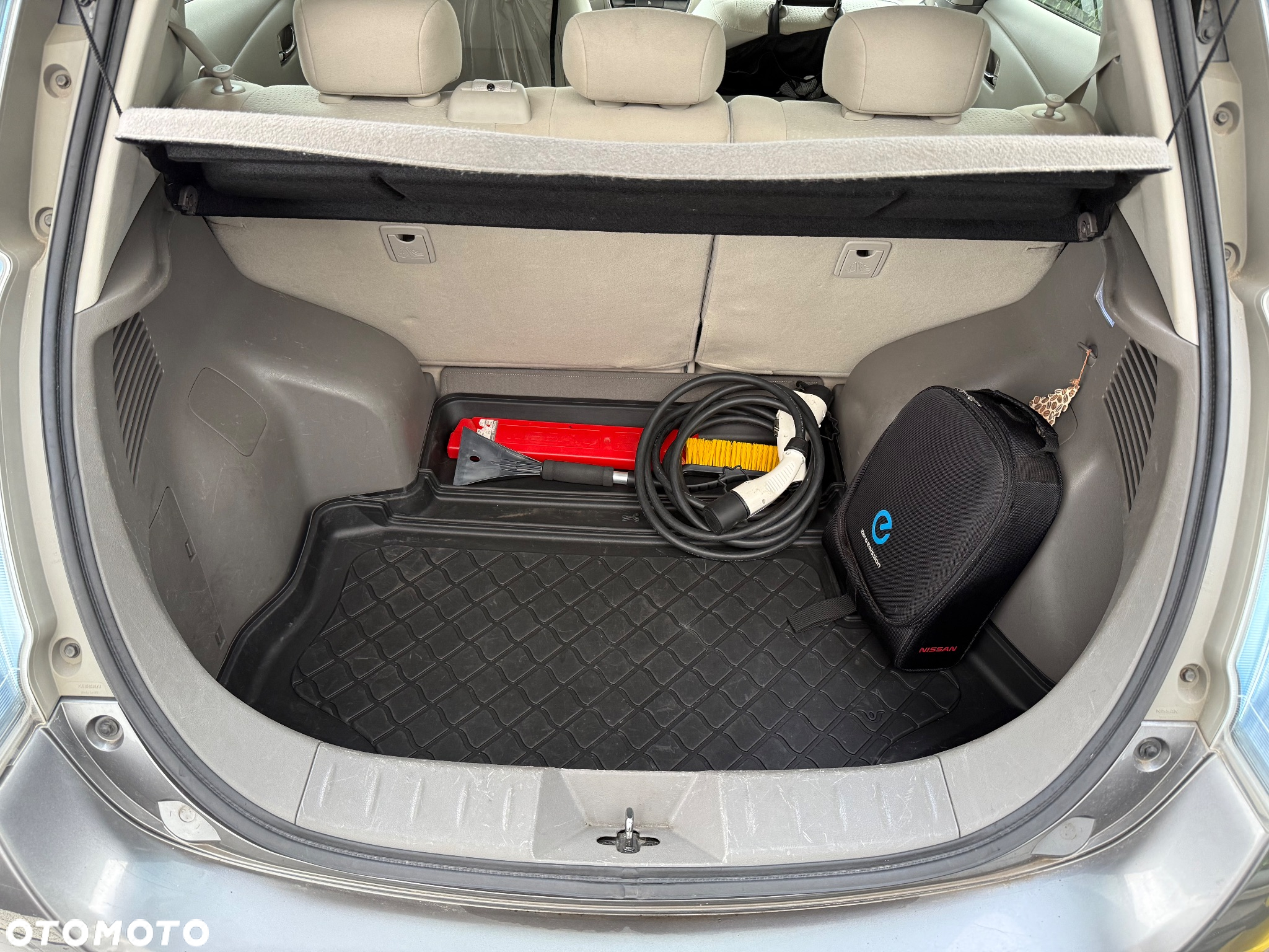 Nissan Leaf 24kWh Acenta - 17
