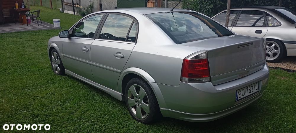 Opel Vectra 2004 photo 5