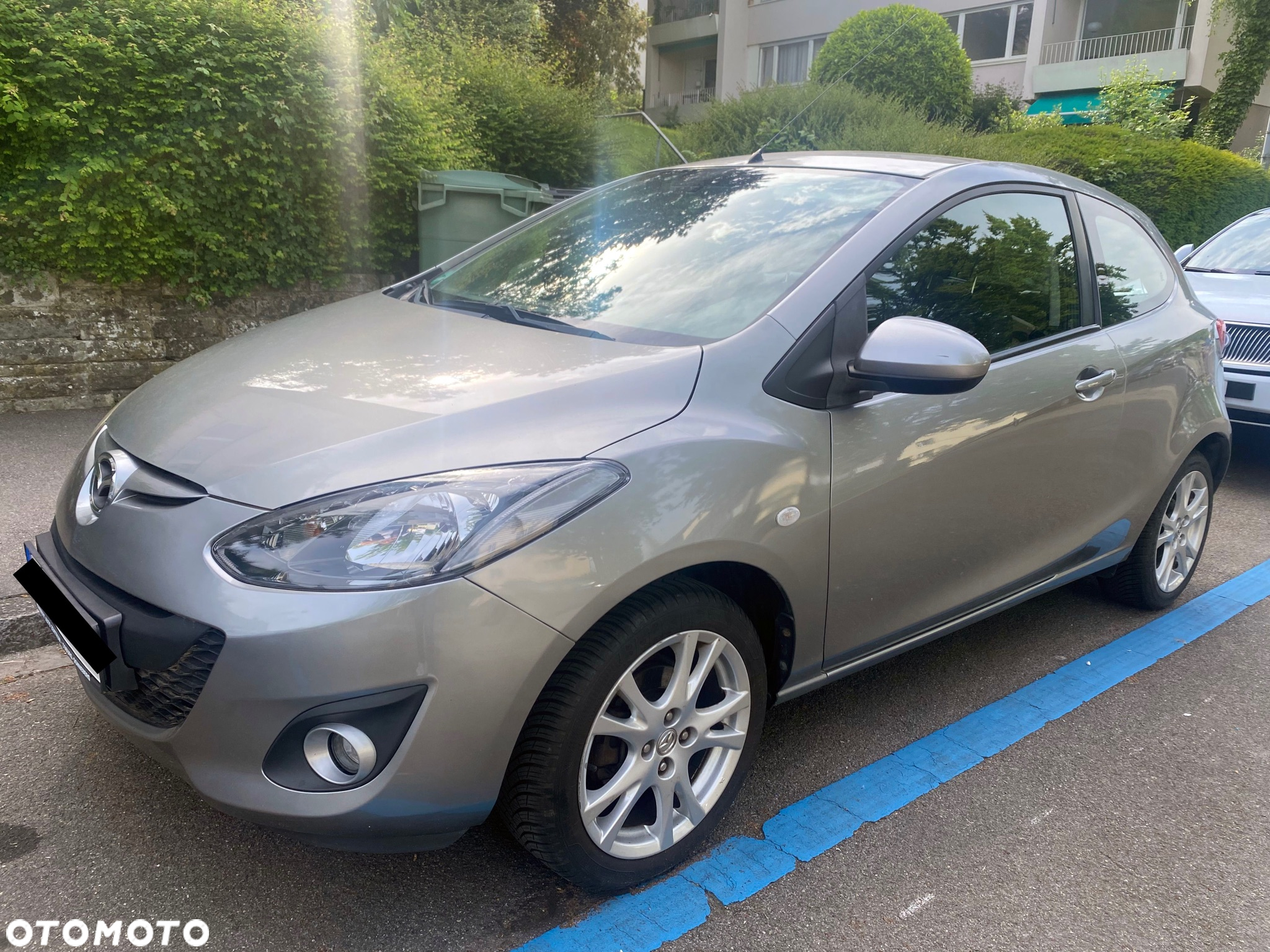 Mazda 2 - 3