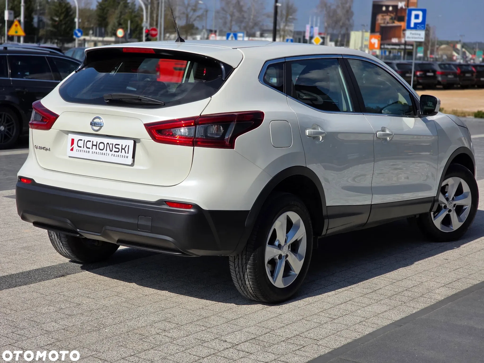 Nissan Qashqai 1.3 DIG-T N-Connecta - 21