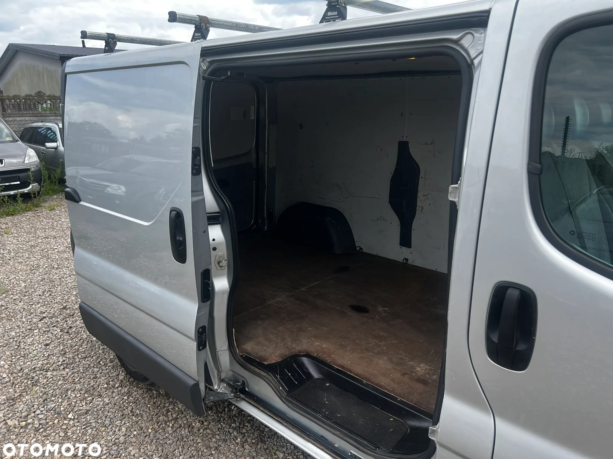 Renault Trafic - 21