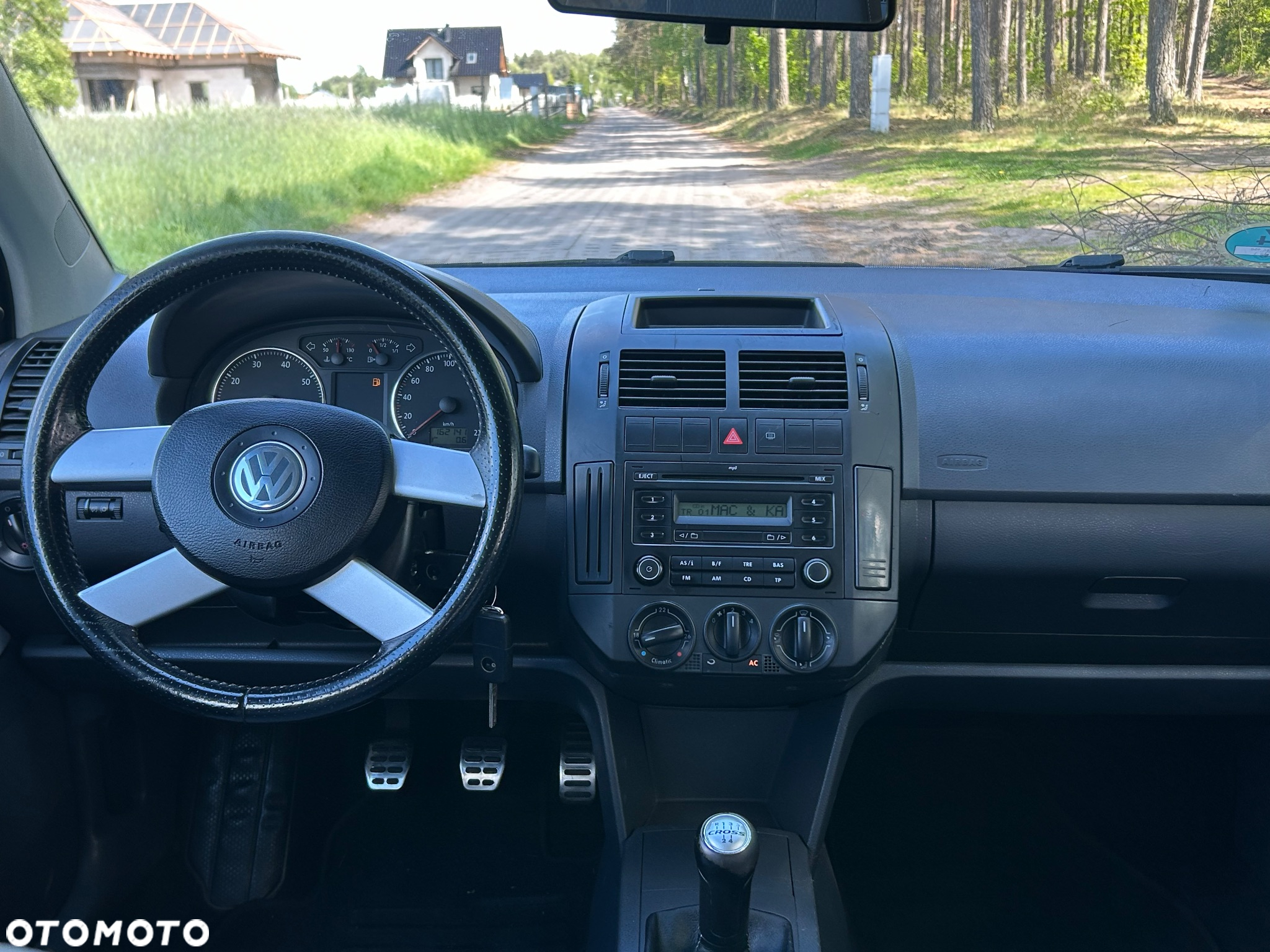 Volkswagen Polo 1.4 16V Comfortline - 22