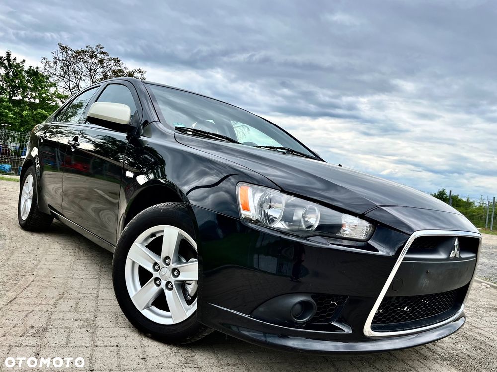 Mitsubishi Lancer 1.8 Intense - 2