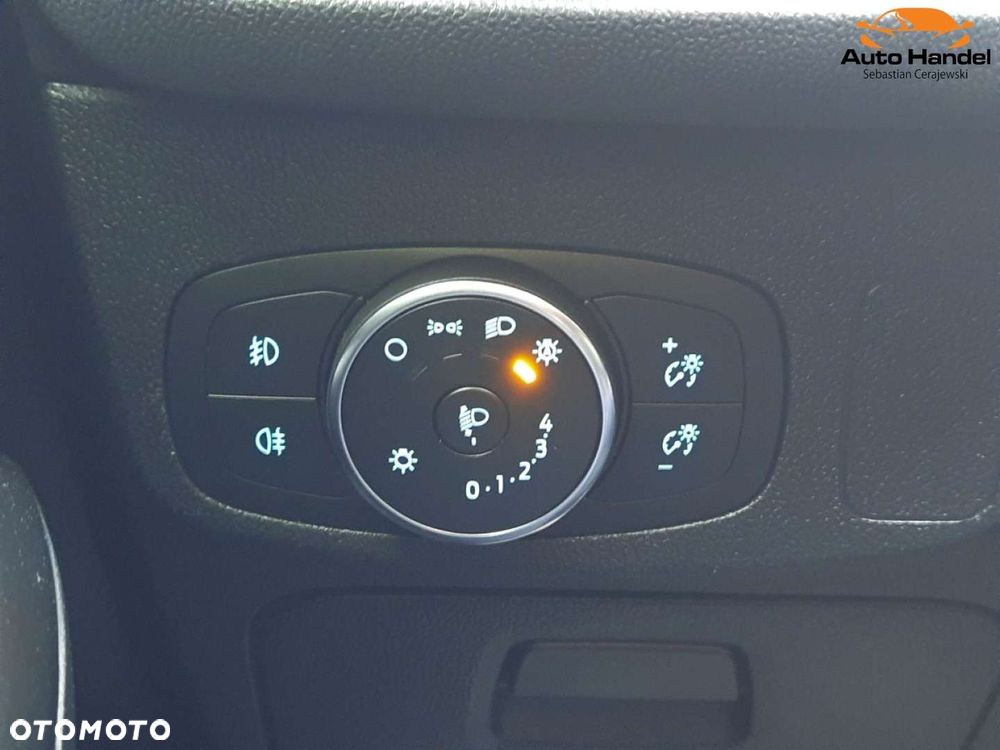 Ford Focus 1.5 EcoBlue STart-Stopp-System TITANIUM - 22