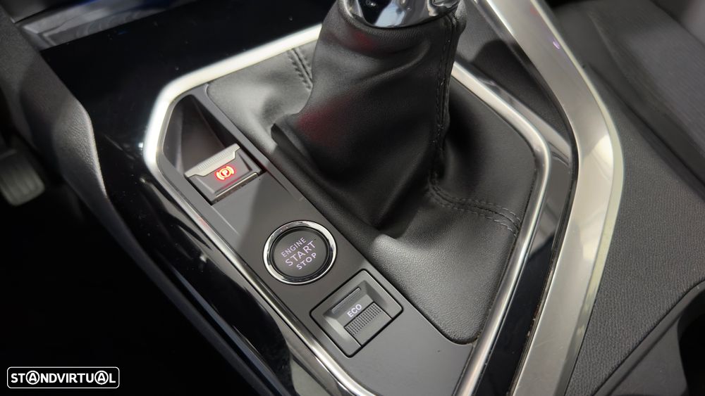 Peugeot 3008 1.2 PureTech Allure - 31