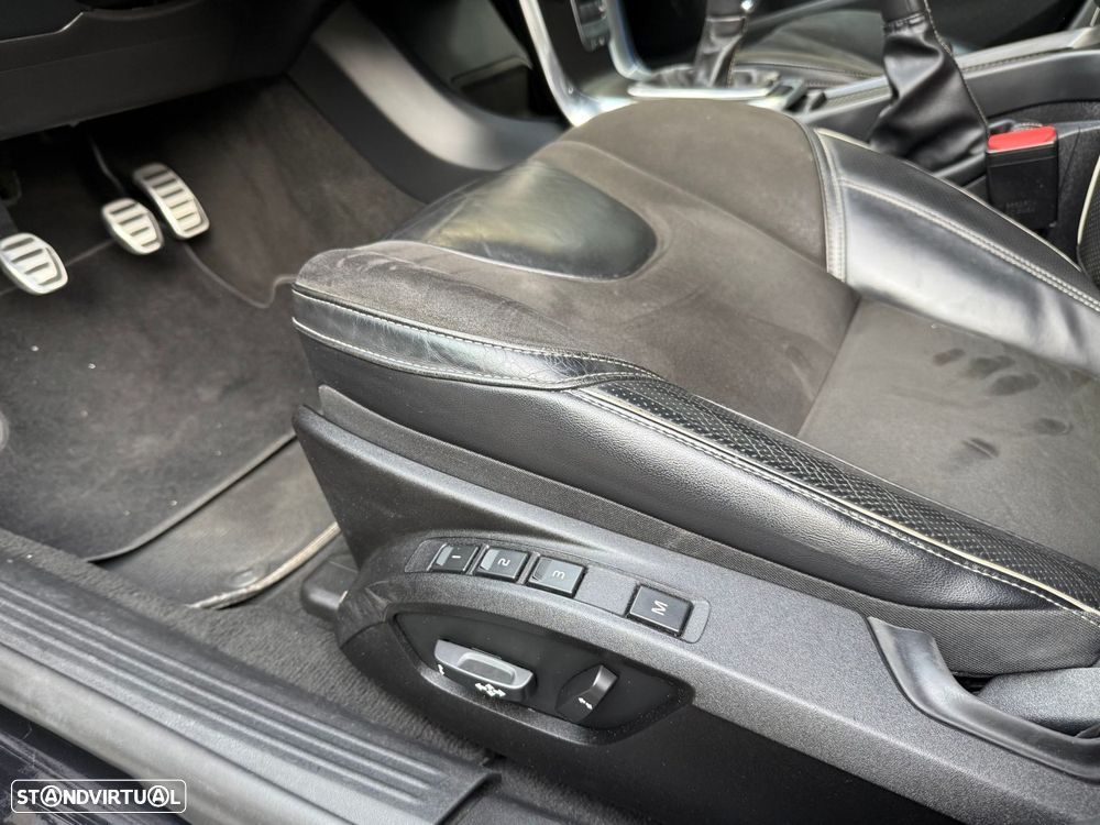 Volvo V40 1.6 D2 R-Design - 11