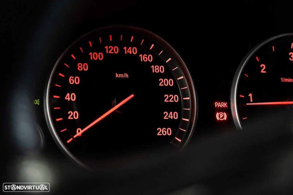 BMW 520 d Line Luxury - 15