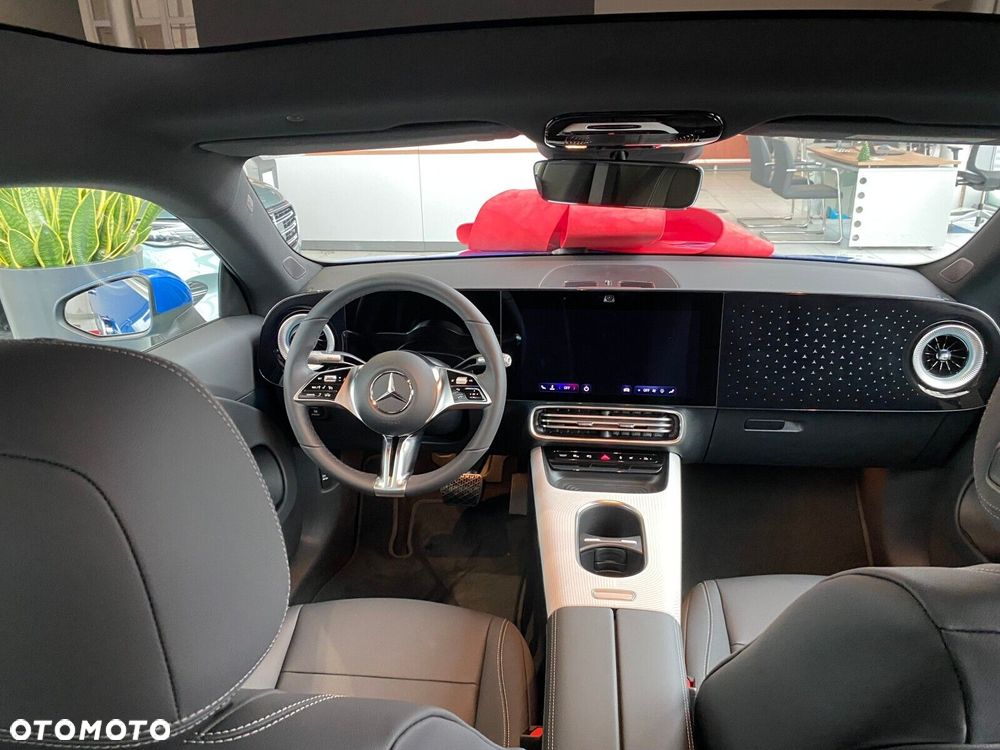 Mercedes-Benz CLA - 24