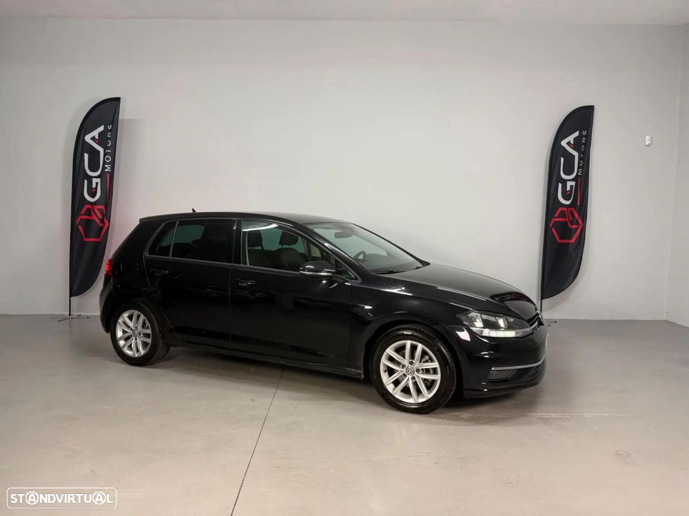 VW Golf 1.6 TDI Highline DSG - 2