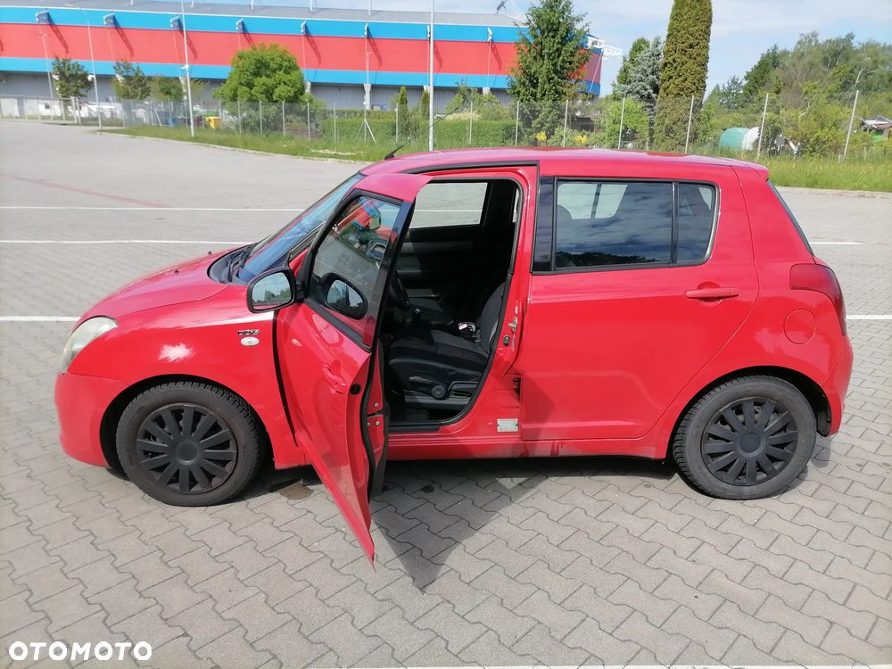 Suzuki Swift - 7