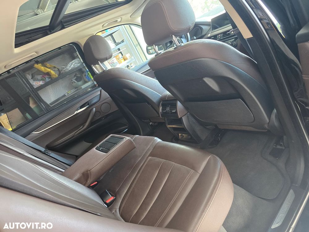 BMW X5 xDrive25d - 11