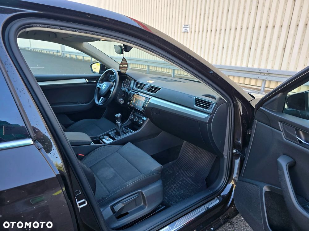 Skoda Superb 1.8 TSI Style - 9