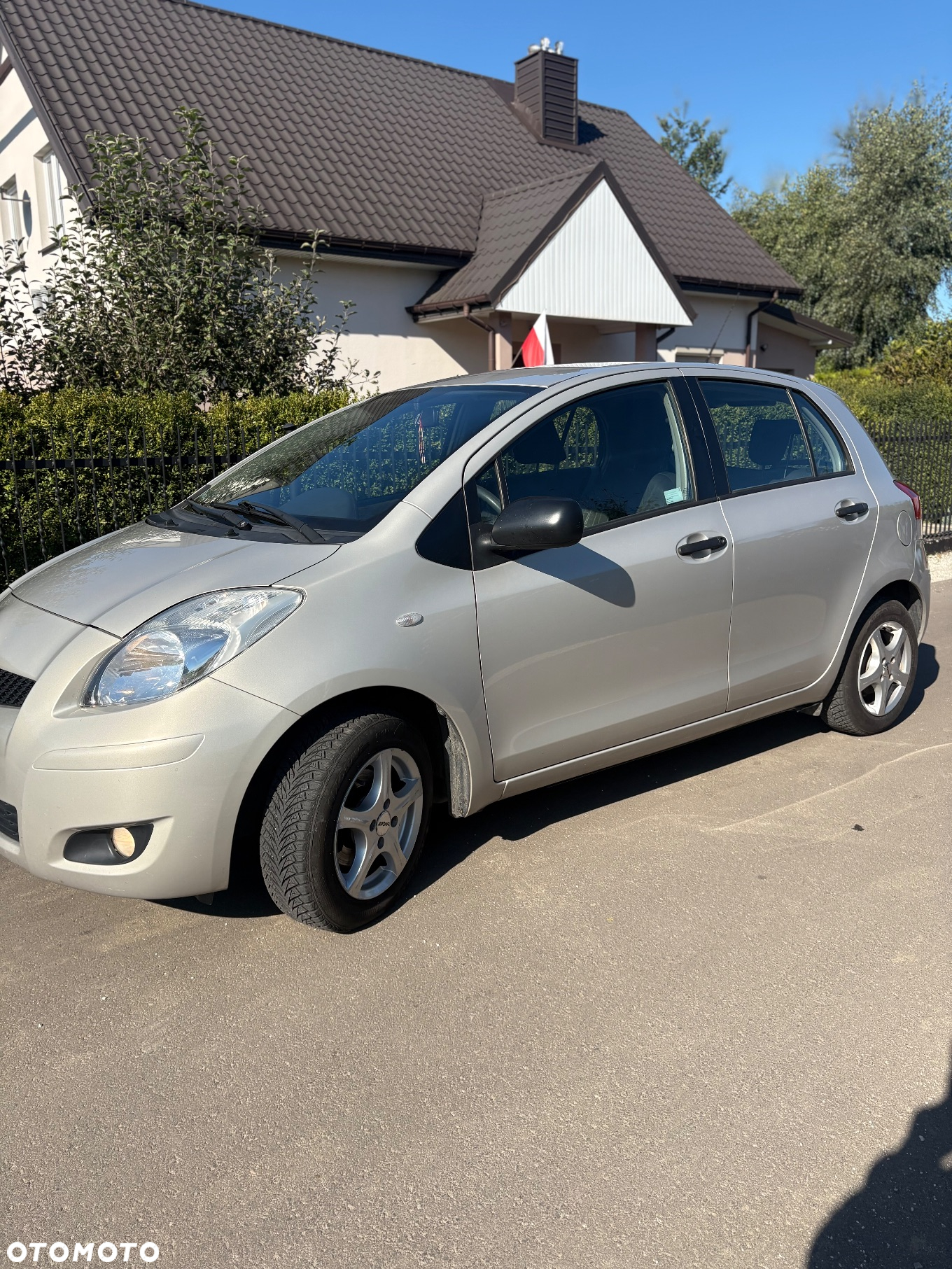 Toyota Yaris - 33