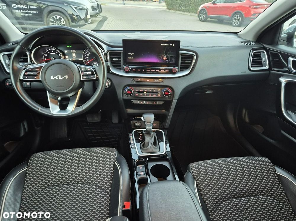 Kia Ceed 1.5 T-GDI Tribute DCT - 25