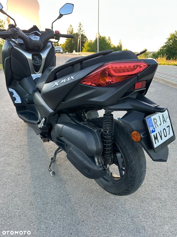 Yamaha X-max - 34