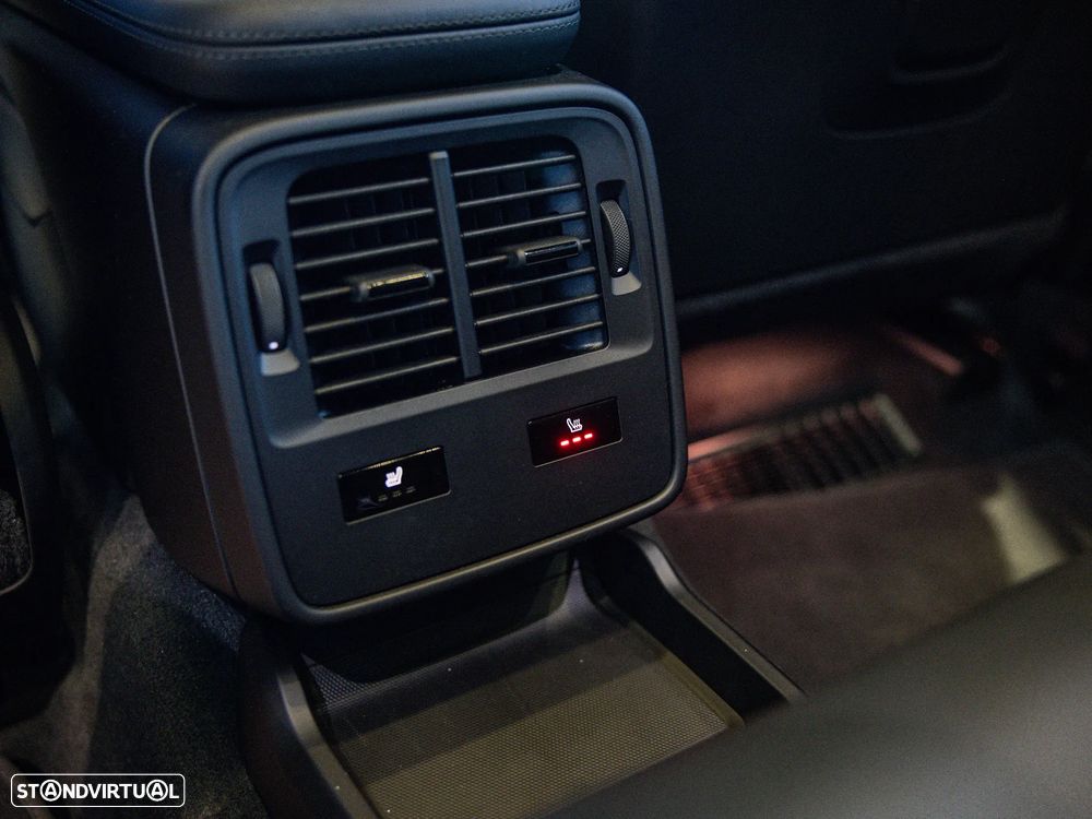 Porsche Taycan Sport Turismo Turbo - 49